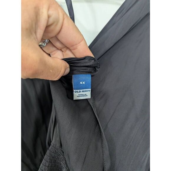 Old Navy Midi Dress women's size 4X black‎ plunge sleeveless LBD sexy - Picture 9 of 9